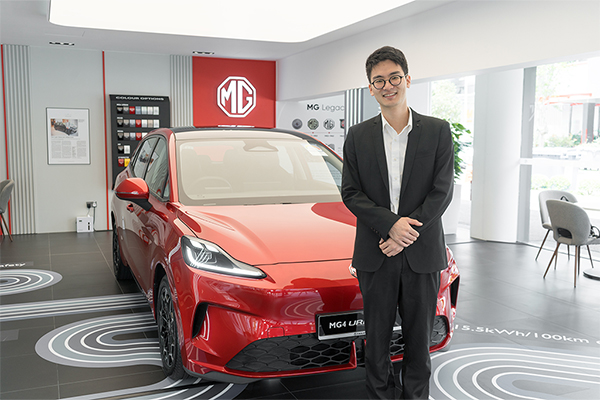 explore new car guides image