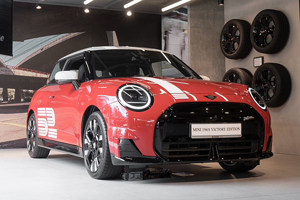 MINI 1965 Victory Edition arrives in Singapore