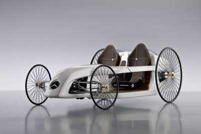 Mercedes-Benz makes the coolest fuel-cell car