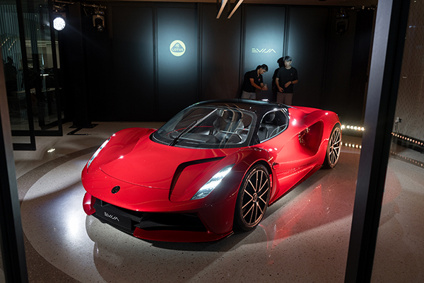 Lotus Evija arrives in Singapore on Asia tour