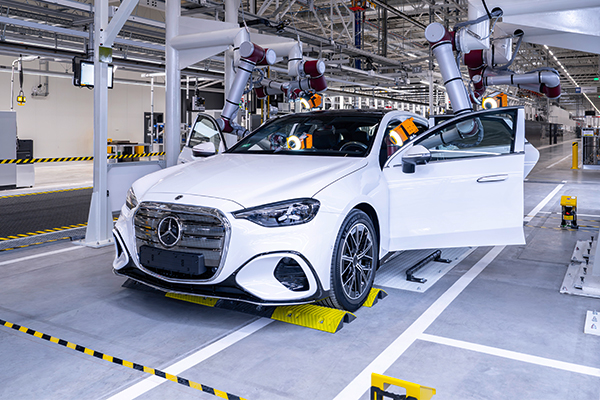 Mercedes-Benz expands Hungary plant for C-Class production