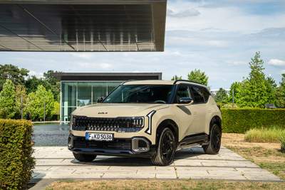 New Kia Seltos makes European debut with hybrid power