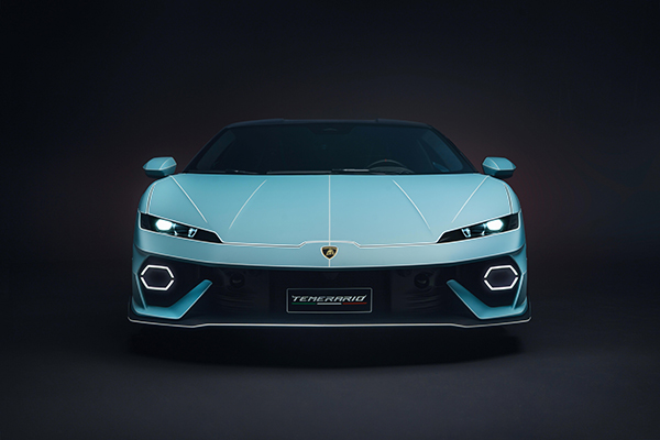 Lamborghini gives the Temerario the bespoke treatment