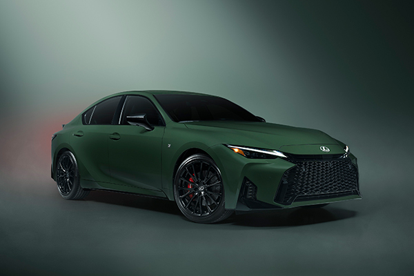 Lexus IS goes green with a limited-run special