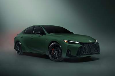 Lexus IS goes green with a limited-run special