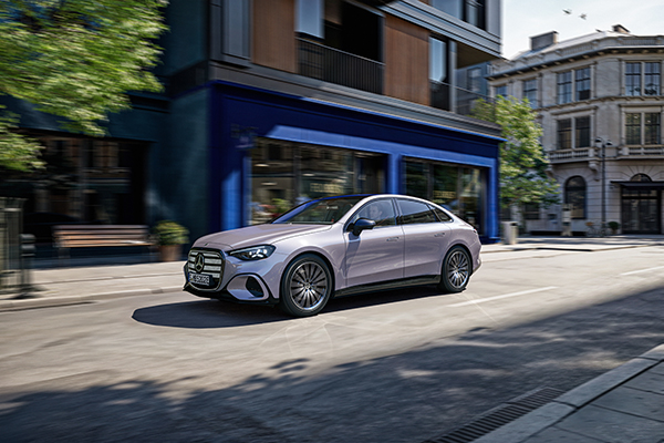 Mercedes-Benz adds a new AWD electric C-Class to its lineup