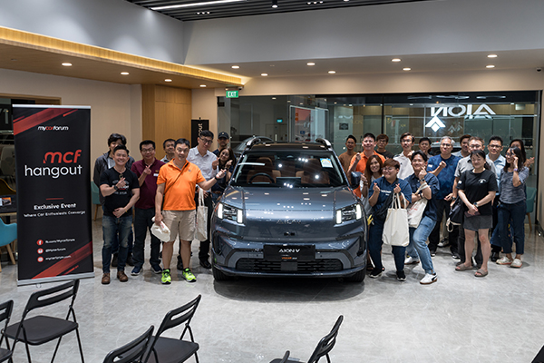 Mycarforum pays Aion a visit!