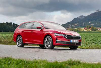 Skoda's Octavia gets the brand's first full hybrid