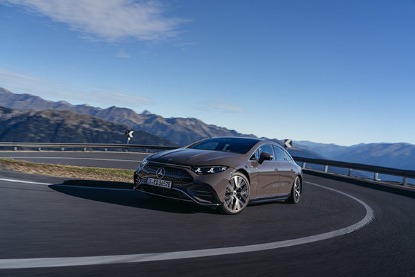 Mercedes-Benz EQS gains steer-by-wire technology