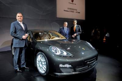 Even Porsches take lifts