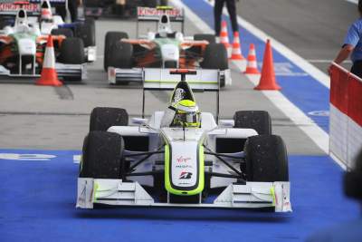Bridgestone looks at Bahrain's tyres