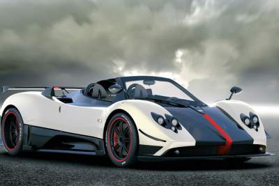 Pagani releases Zonda Cinque Roadster (2009)