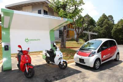 Zeco Systems launches Singapore's first Solar Greenlots