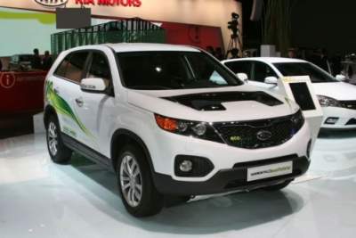 Kia releases Sorento and Cee'd hybrids at Frankfurt Motor Show