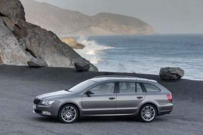 Skoda launches the Superb Combi at Frankfurt