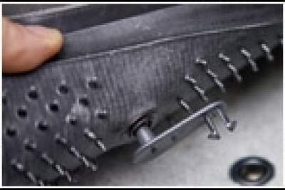 Toyota floormat recall gets explained
