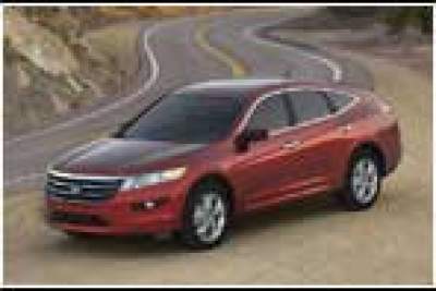 2010 Honda Accord Crosstour interior offers innovation in space utilization