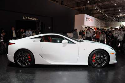Official details of Lexus LF-A released