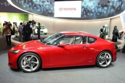 Toyota FT-86 concept unveiled at the Tokyo Motor Show