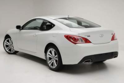 Hyundai launches stripped out Genesis Coupe for tuners