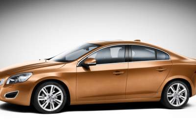 Volvo releases official pictures of the new S60