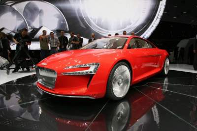 Audi e-Tron to go on sale in 2012