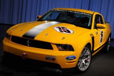 Ford reveals the Mustang Boss 302R for the racetrack
