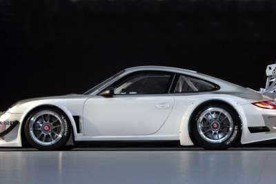 Porsche unveils the new 911 GT3 R