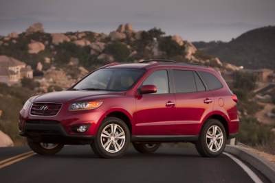Hyundai Santa Fe gets new engines for 2010