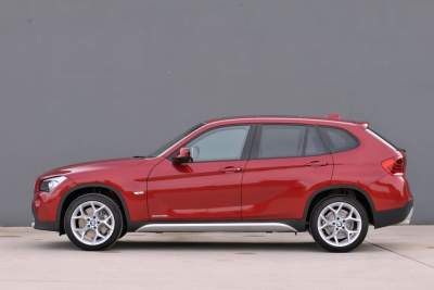 BMW adds new engines to the X1 range