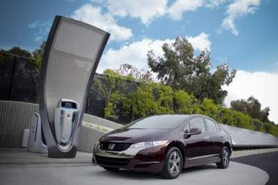 Honda begins operation of new solar hydrogen station