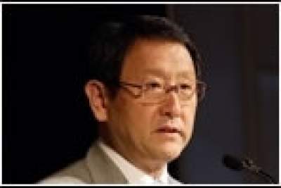 Toyota CEO apologises for mass recall
