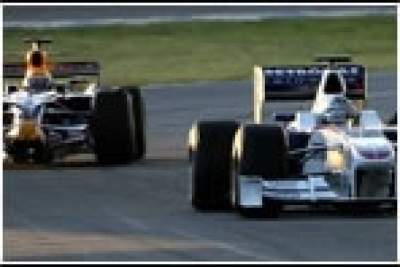 Button's turn to raise the bar on final day test at Jerez