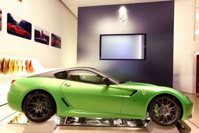 Ferrari 599 Hybrid revealed