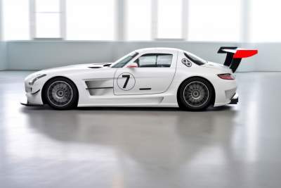 Mercedes-Benz unveils the SLS AMG GT3 Race Car