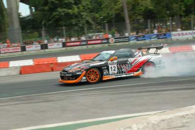 Tengku Djan Ley reclaims Formula DRIFT Singapore 2010 Championship