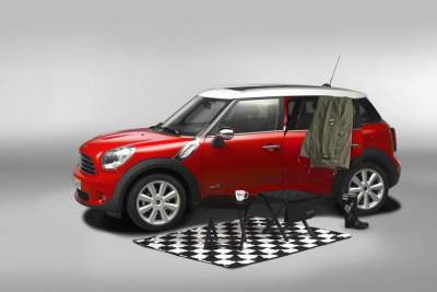 MINI offers the Getaway Package for the Countryman