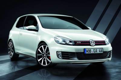 Volkswagen Golf GTI Adidas Edition unveiled