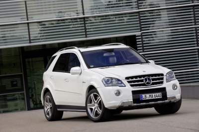 Mercedes-Benz ML63 AMG gets a few minor updates