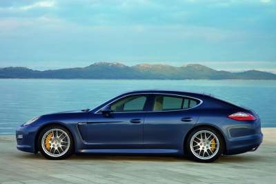 Porsche to fit brake energy recuperation system on Panamera as standard