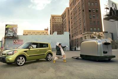 Kia is uniting Social Media giants Facebook and YouTube to pitch its new Soul
