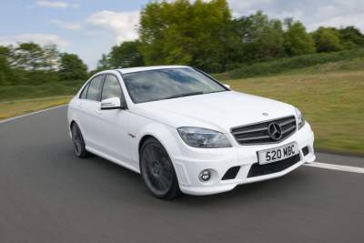 Mercedes-Benz unveils the C63 AMG DR 520