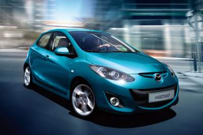 Mazda to showcase facelifted 2 at the Paris Motor Show