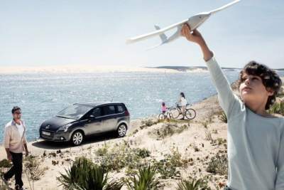 Peugeot 5008 launches amidst French fare