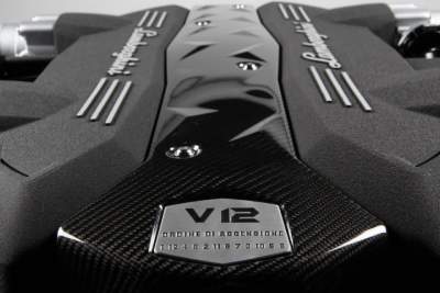 Lamborghini unveils new V12 engine
