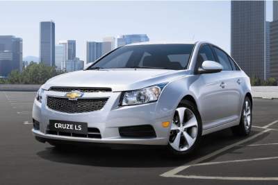 Alpine Motors offers quicker 2011 Cruze with GPS Multi-function navi-system