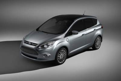 Ford to launch two new C-Max Hybrids by 2013