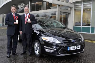 New Ford Mondeo is "What Car?" best family and estate car 2011