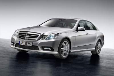 Mercedes-Benz E-Class tops Singapore sales chart in 2010