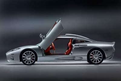 Spyker selling off its sports car division to focus on Saab